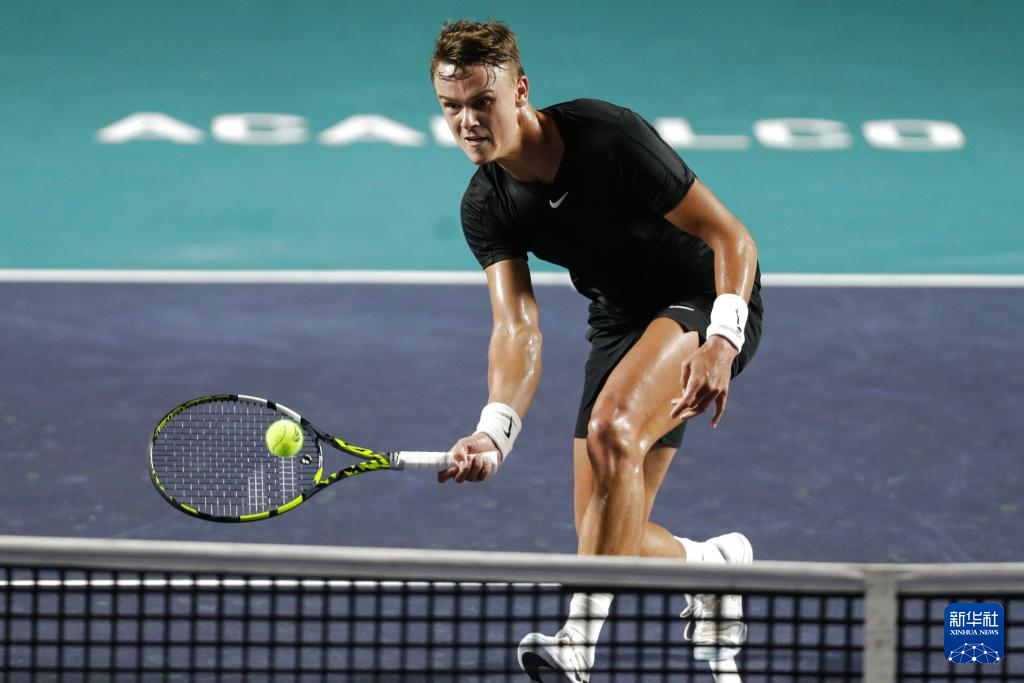 在竞争激烈 在竞争激烈