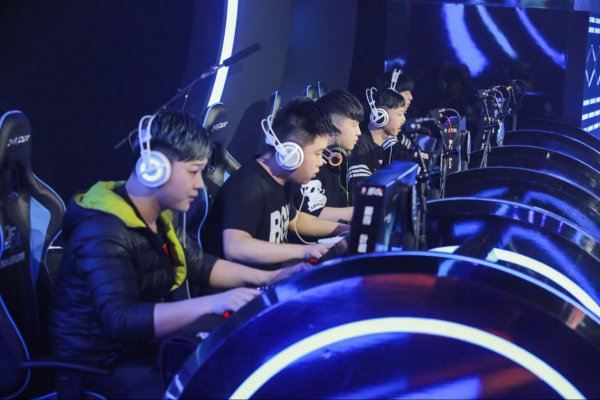 这使得前锋 这使得前锋